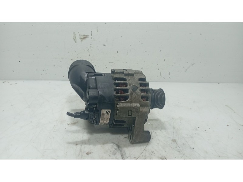 Recambio de alternador para bmw 3 (e46) 325 i referencia OEM IAM 12317501592 / 12317501687  