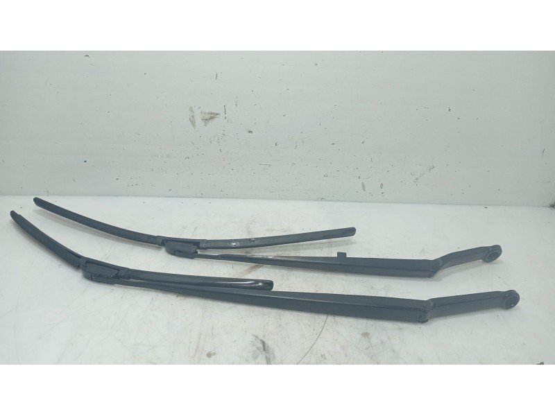 Recambio de brazo limpia delantero izquierdo para bmw 3 (e46) 325 i referencia OEM IAM 61617003931  