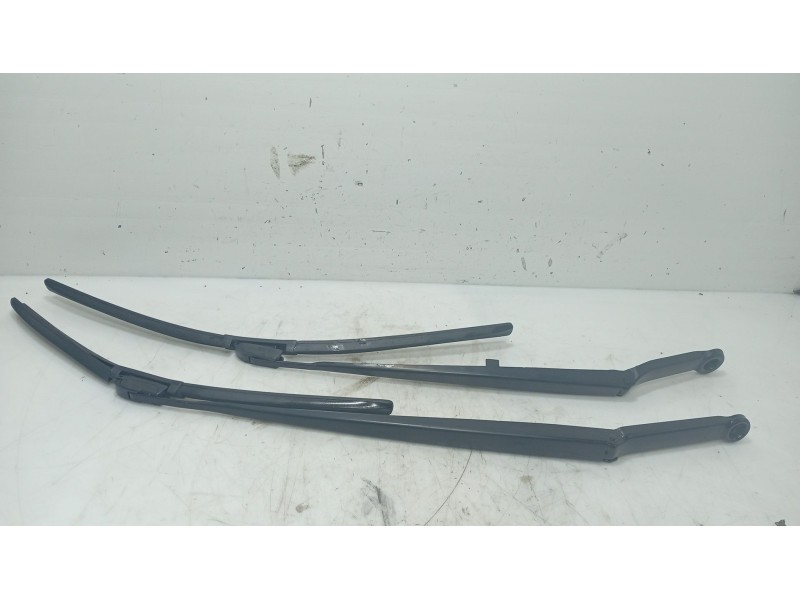 Recambio de brazo limpia delantero izquierdo para bmw 3 (e46) 325 i referencia OEM IAM 61617003931  