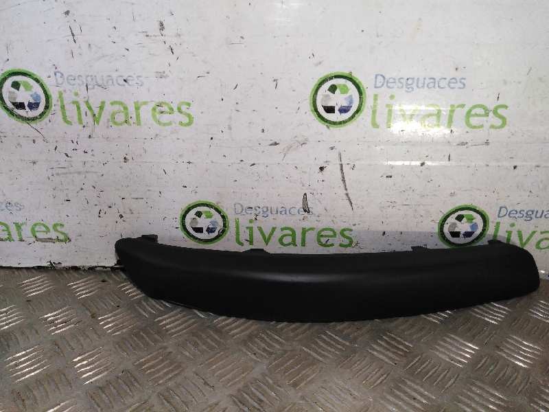 Recambio de rejilla paragolpes derecha para  referencia OEM IAM 28025551  