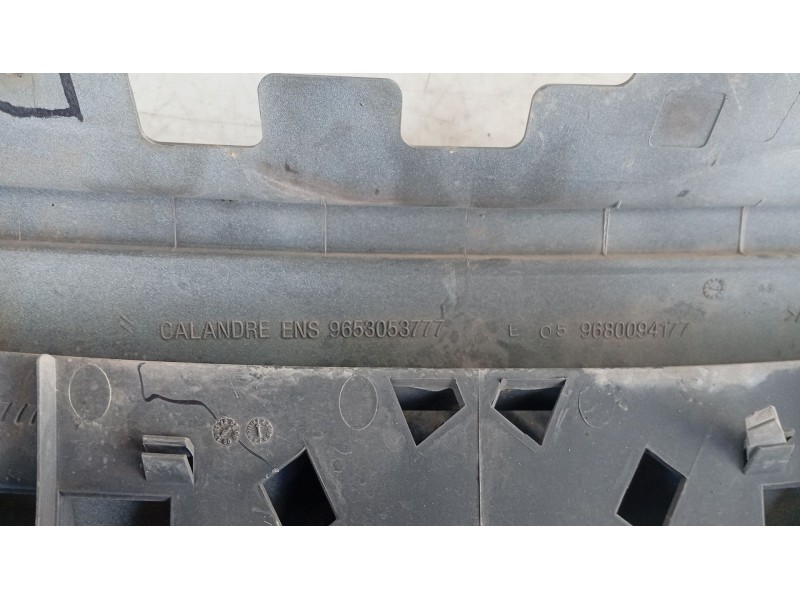 Recambio de moldura para citroën c3 i (fc_, fn_) 1.1 i referencia OEM IAM   
