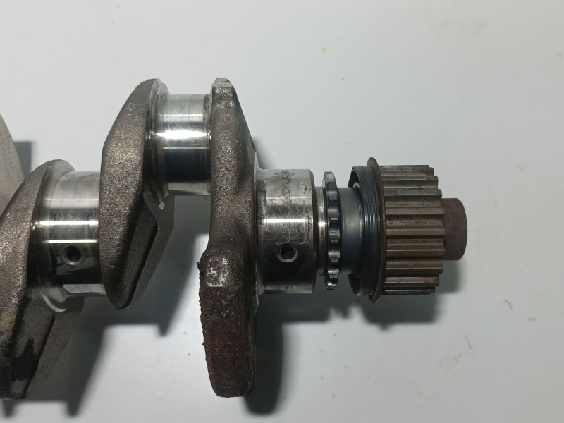 Recambio de cigueñal para suzuki vitara cabrio (et) 2.0 hdi (se 420hdi) referencia OEM IAM 1222186CT2  