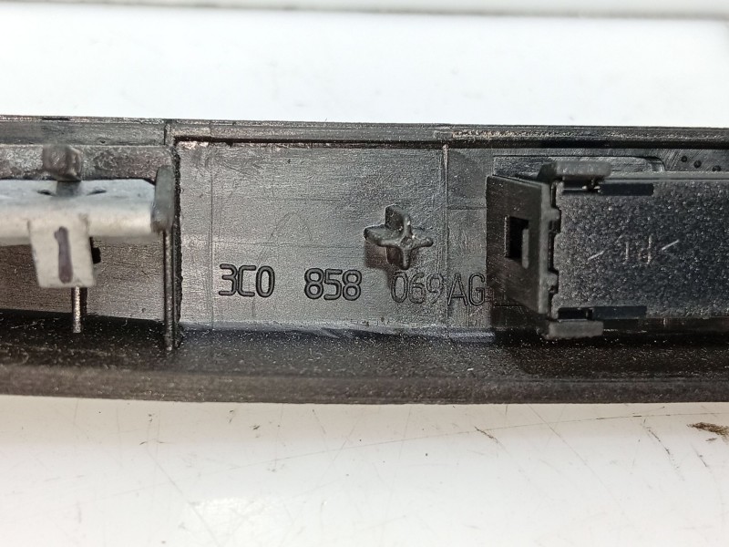 Recambio de moldura para volkswagen passat b6 variant (3c5) 2.0 tdi referencia OEM IAM   