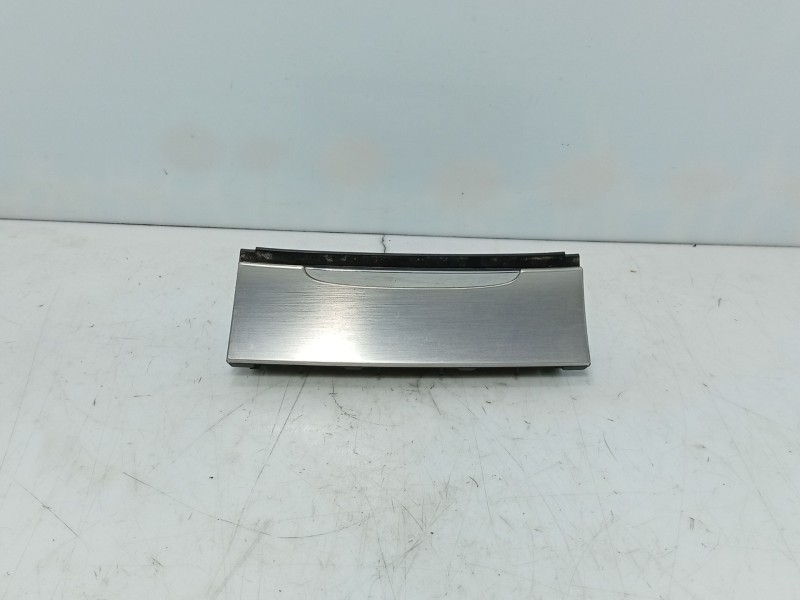 Recambio de cenicero para volkswagen passat b6 variant (3c5) 2.0 tdi referencia OEM IAM   