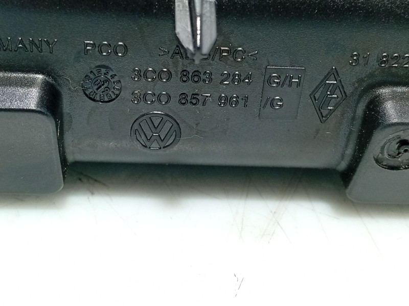 Recambio de cenicero para volkswagen passat b6 variant (3c5) 2.0 tdi referencia OEM IAM   