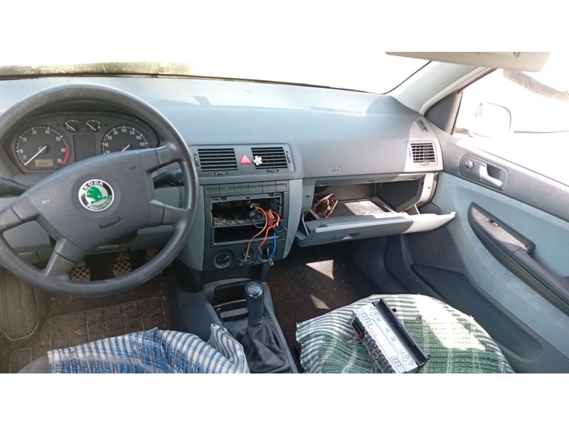 skoda fabia i (6y2) del año 2002