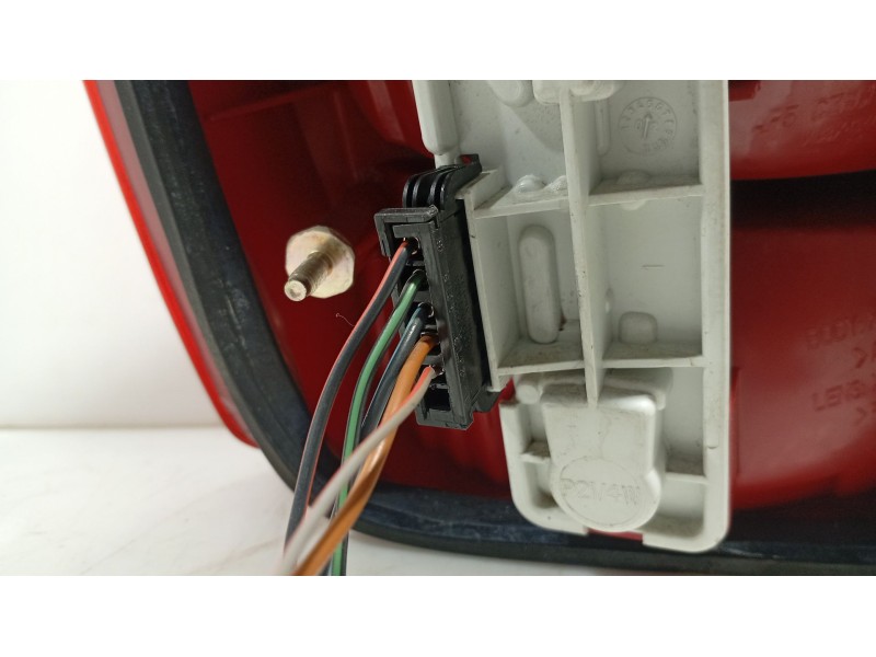 Recambio de piloto trasero derecho para skoda fabia i (6y2) 1.4 referencia OEM IAM   