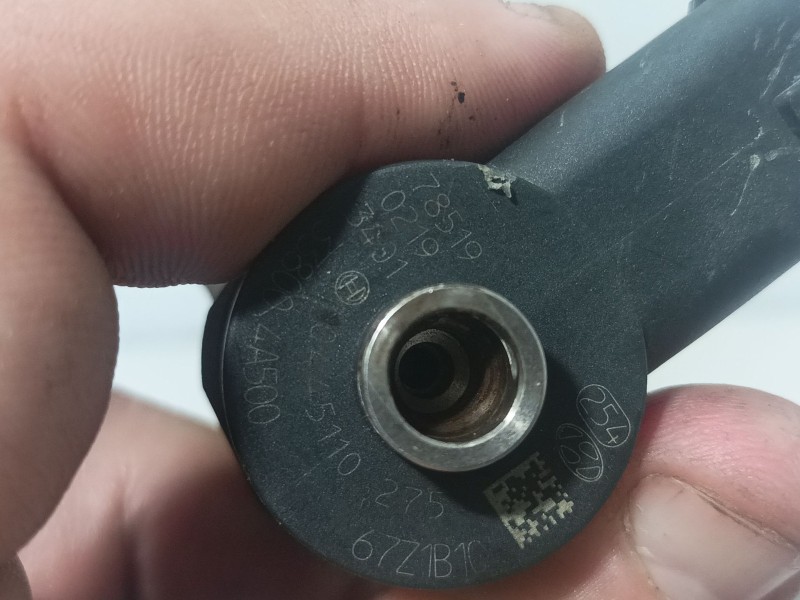 Recambio de inyector para suzuki vitara (et) hdi (se 420hdi) referencia OEM IAM 7851902683401 0445110275 338004a500