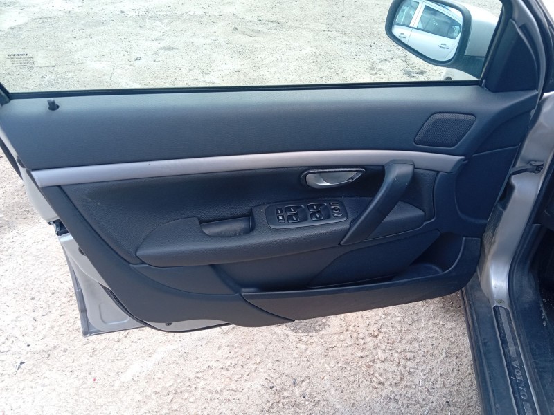 volvo s60 i (384) del año 2004