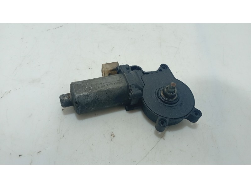 Recambio de motor elevalunas delantero izquierdo para bmw 3 (e46) 320 d referencia OEM IAM   