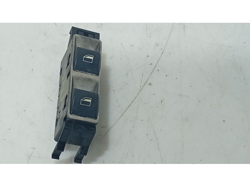 Recambio de mando elevalunas delantero derecho para bmw 3 (e46) 320 d referencia OEM IAM   
