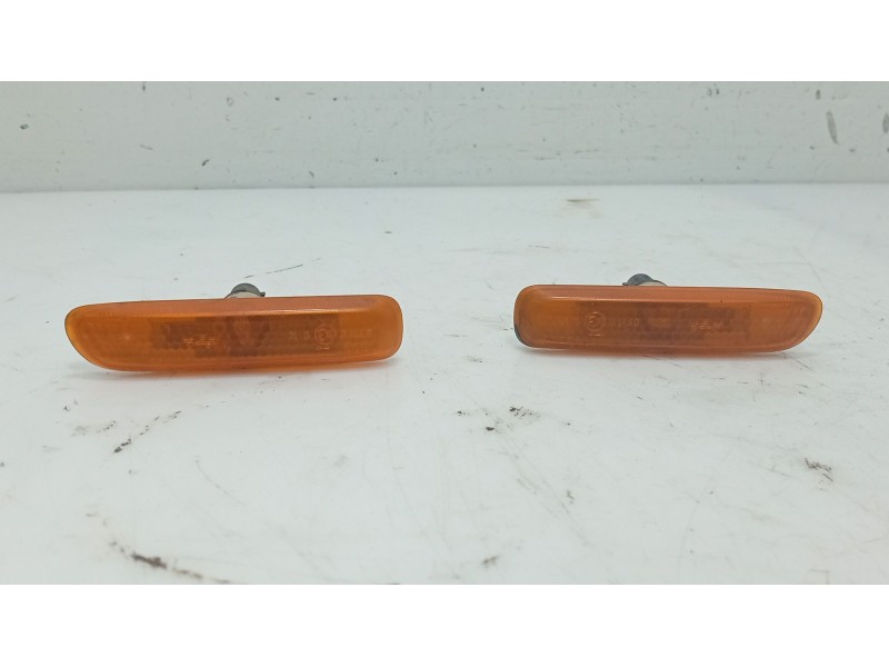 Recambio de piloto lateral izquierdo para bmw 3 (e46) 320 d referencia OEM IAM   