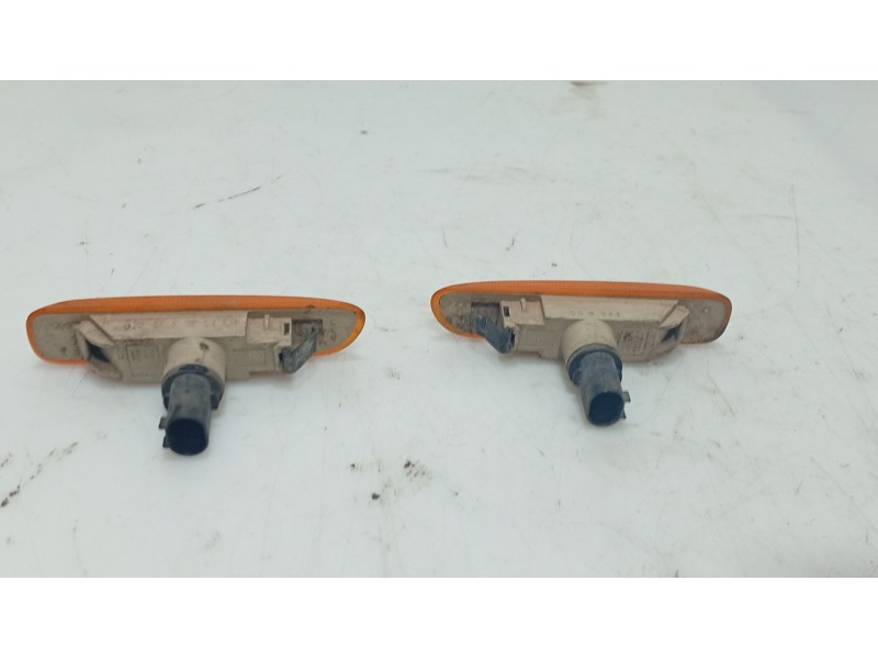 Recambio de piloto lateral izquierdo para bmw 3 (e46) 320 d referencia OEM IAM   