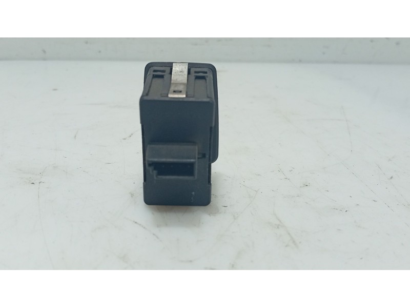 Recambio de mando elevalunas trasero izquierdo para bmw 3 (e46) 320 d referencia OEM IAM   