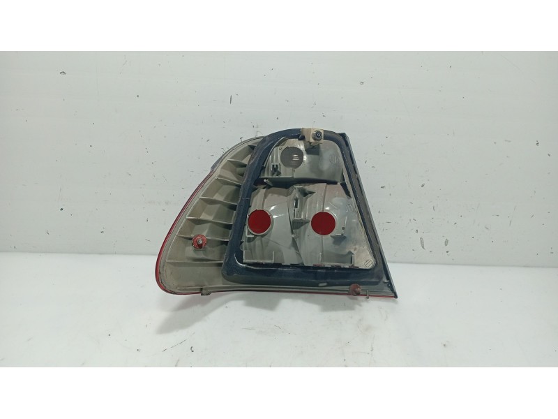 Recambio de piloto trasero derecho para bmw 3 (e46) 320 d referencia OEM IAM   