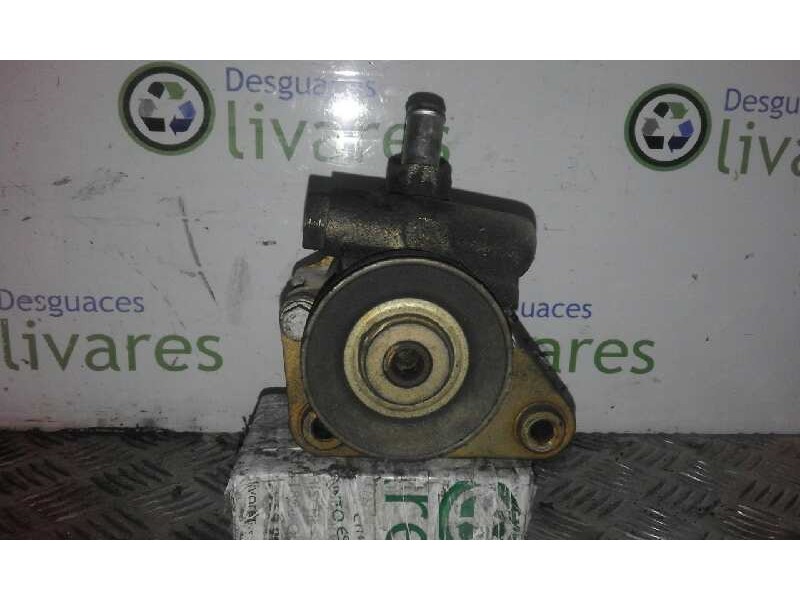 Recambio de bomba direccion para peugeot 205 berlina    |   0.83 - 0.98 | 1983 - 1998 referencia OEM IAM   