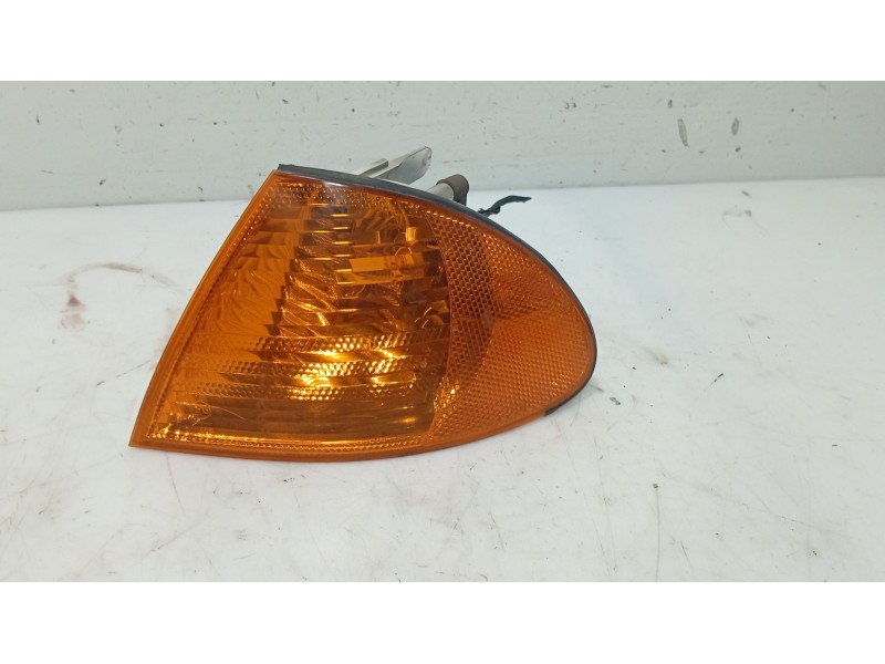 Recambio de faro delantero para bmw 3 (e46) 320 d referencia OEM IAM   