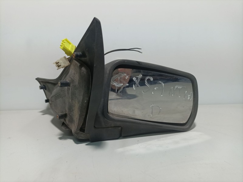 Recambio de retrovisor derecho para citroën xantia berlina 1.9 diesel referencia OEM IAM 8148LJ  