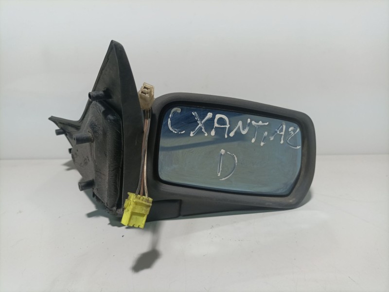 Recambio de retrovisor derecho para citroën xantia berlina referencia OEM IAM 8148LH  