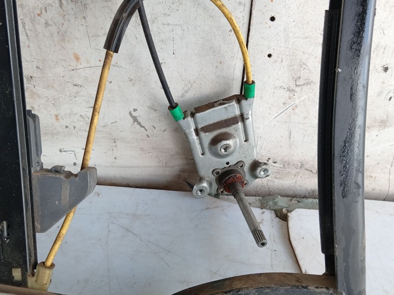 Recambio de elevalunas trasero izquierdo para audi a2 (8z0) 1.4 tdi referencia OEM IAM 8Z0839399A  