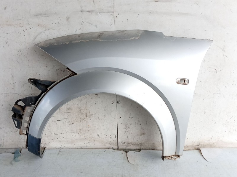 Recambio de aleta delantera izquierda para audi a2 (8z0) 1.4 tdi referencia OEM IAM 8Z0821105CGRU  