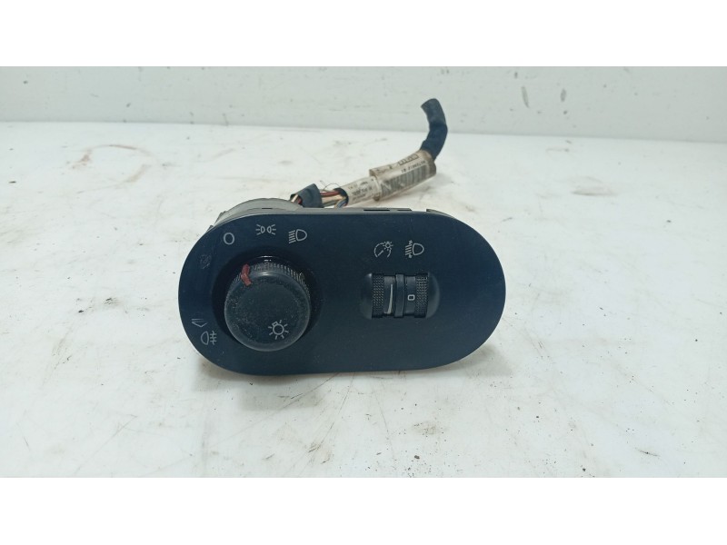 Recambio de mando luces para seat ibiza iii (6l1) 1.9 sdi referencia OEM IAM   