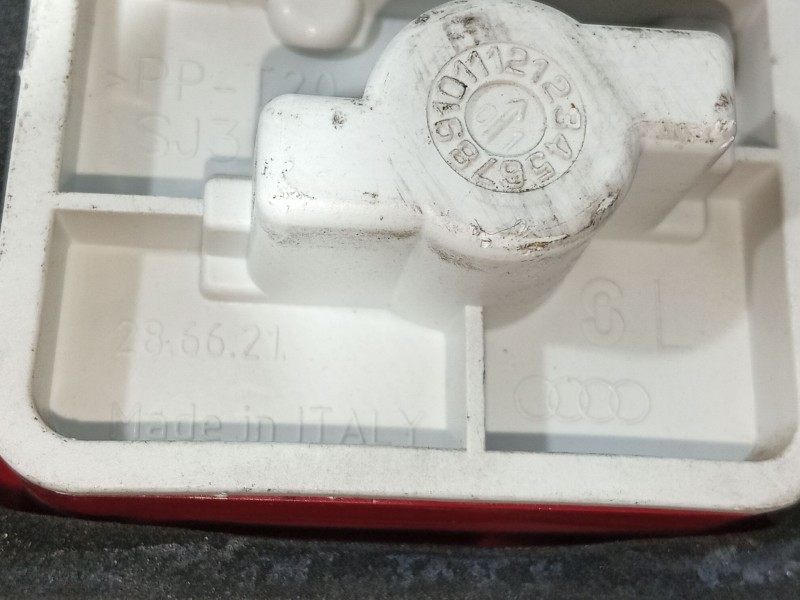 Recambio de piloto trasero izquierdo para audi a2 (8z0) 1.4 tdi referencia OEM IAM 8Z0945095B  