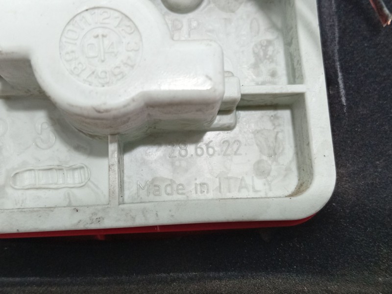Recambio de piloto trasero derecho para audi a2 (8z0) 1.4 tdi referencia OEM IAM 8Z0945096C  