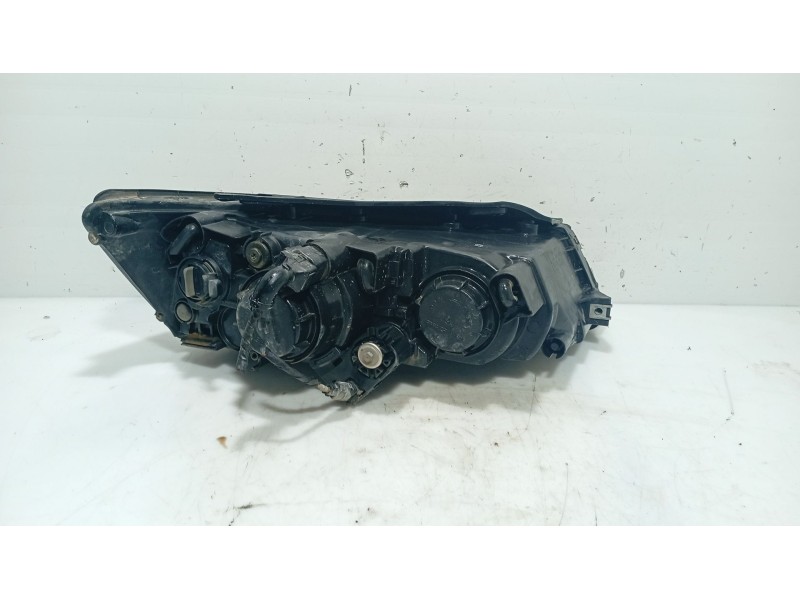 Recambio de faro izquierdo para hyundai sonata v (nf) 2.0 crdi referencia OEM IAM 921013K010  