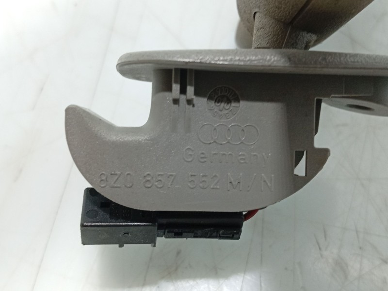 Recambio de parasol derecho para audi a2 (8z0) 1.4 tdi referencia OEM IAM 8Z0857552NJSS  