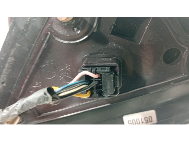 Recambio de retrovisor derecho para hyundai sonata v (nf) 2.0 crdi referencia OEM IAM   