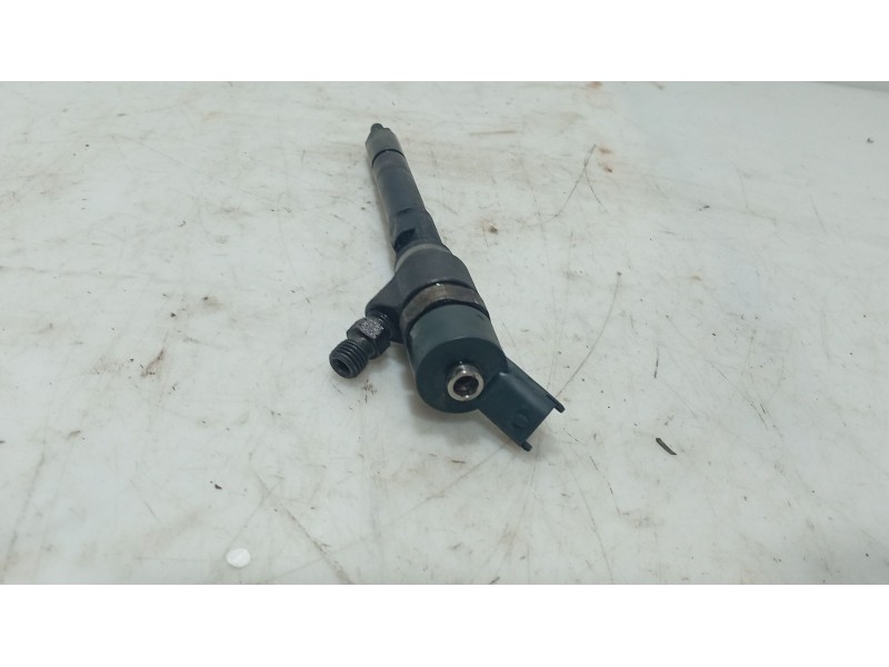 Recambio de inyector para hyundai sonata v (nf) 2.0 crdi referencia OEM IAM 3380027400  