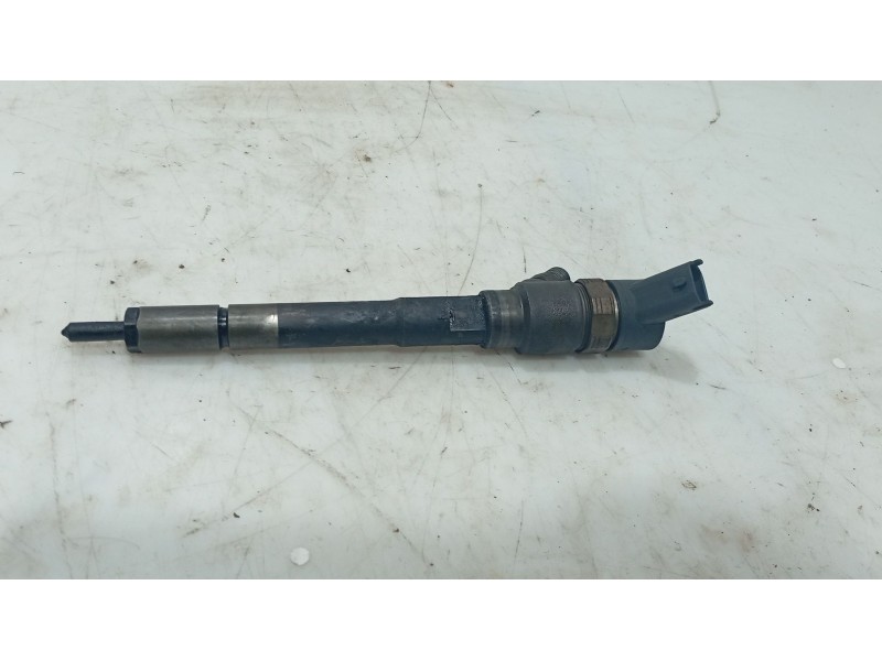 Recambio de inyector para hyundai sonata v (nf) 2.0 crdi referencia OEM IAM 3380027400  