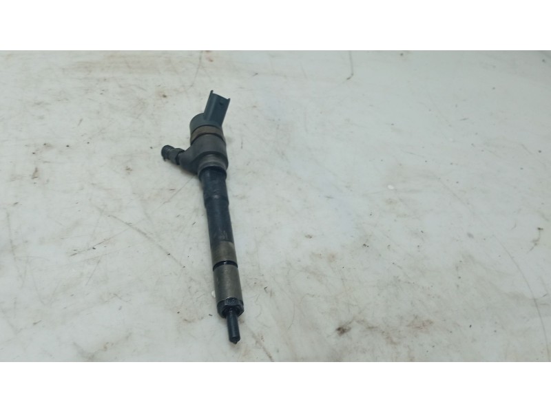 Recambio de inyector para hyundai sonata v (nf) 2.0 crdi referencia OEM IAM 3380027400  