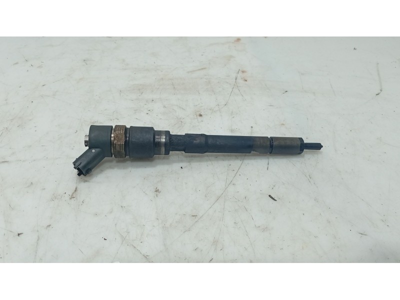 Recambio de inyector para hyundai sonata v (nf) 2.0 crdi referencia OEM IAM 3380027400  