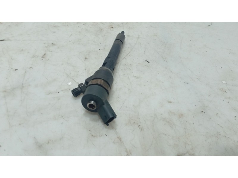 Recambio de inyector para hyundai sonata v (nf) 2.0 crdi referencia OEM IAM 3380027400  