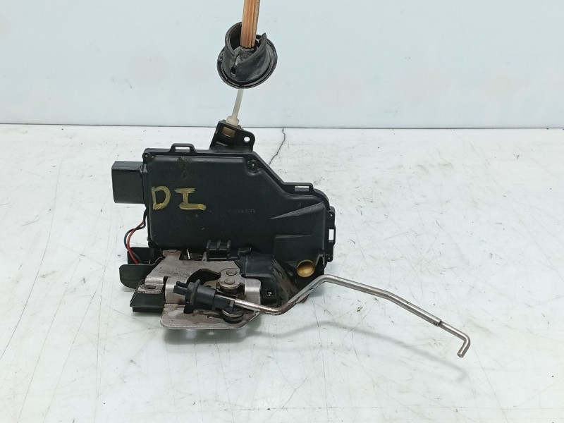 Recambio de cerradura puerta delantera izquierda para audi a2 (8z0) 1.4 tdi referencia OEM IAM 8Z1837015D  