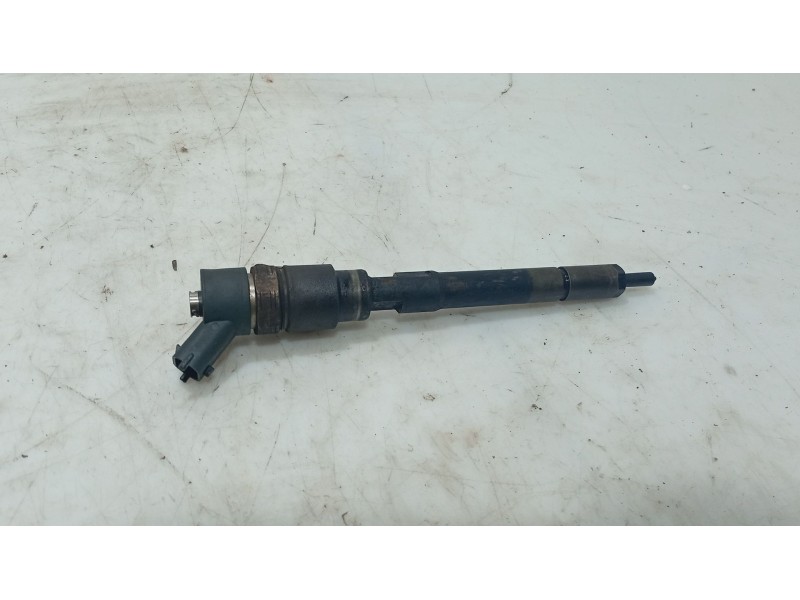 Recambio de inyector para hyundai sonata v (nf) 2.0 crdi referencia OEM IAM 3380027400  