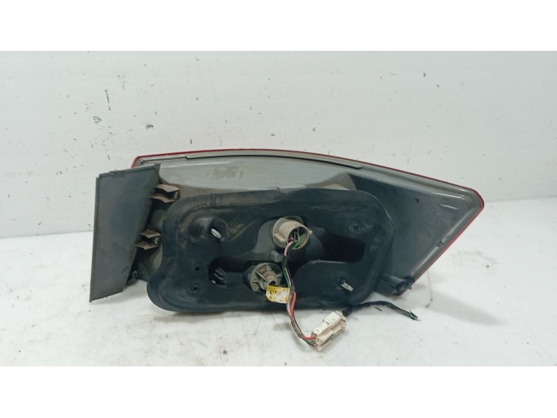 Recambio de piloto trasero izquierdo para hyundai sonata v (nf) 2.0 crdi referencia OEM IAM 924013K010  