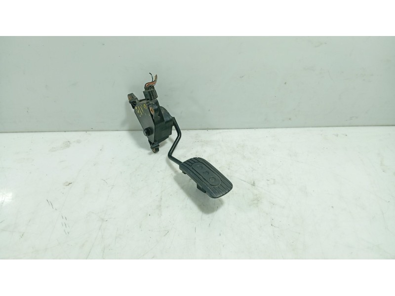 Recambio de pedal acelerador para nissan micra iii (k12) 1.2 16v referencia OEM IAM   