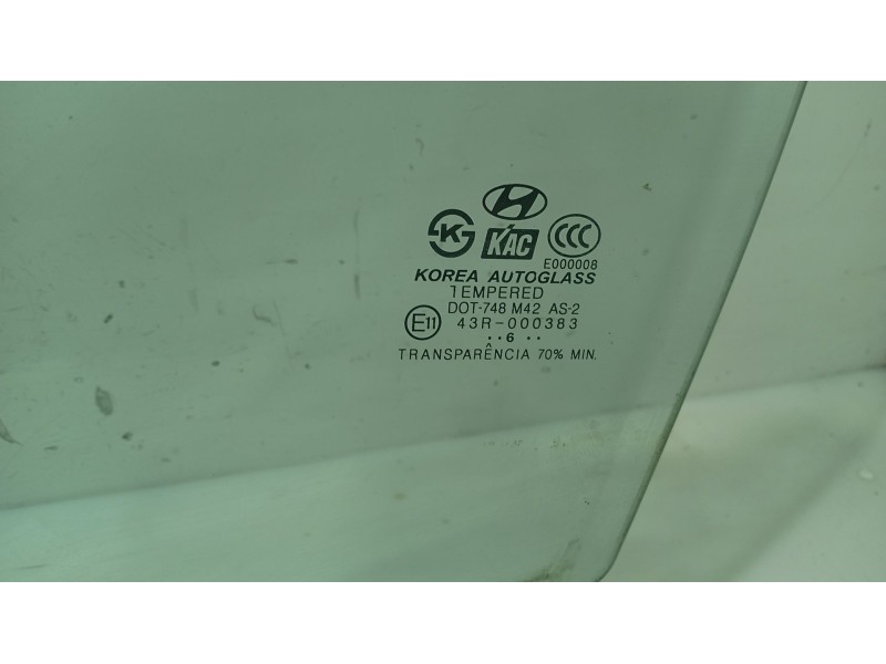 Recambio de luna delantera izquierda para hyundai sonata v (nf) 2.0 crdi referencia OEM IAM 824113K000  