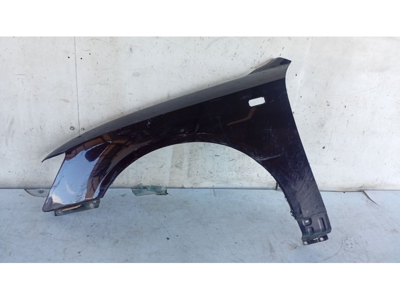 Recambio de aleta delantera izquierda para hyundai sonata v (nf) 2.0 crdi referencia OEM IAM 663103K200  
