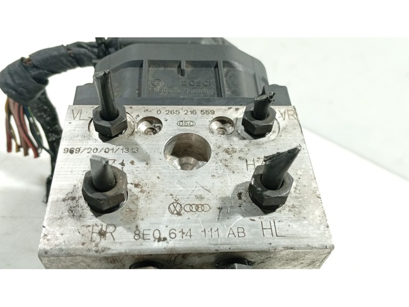 Recambio de abs para audi a4 b5 (8d2) 1.9 tdi referencia OEM IAM   