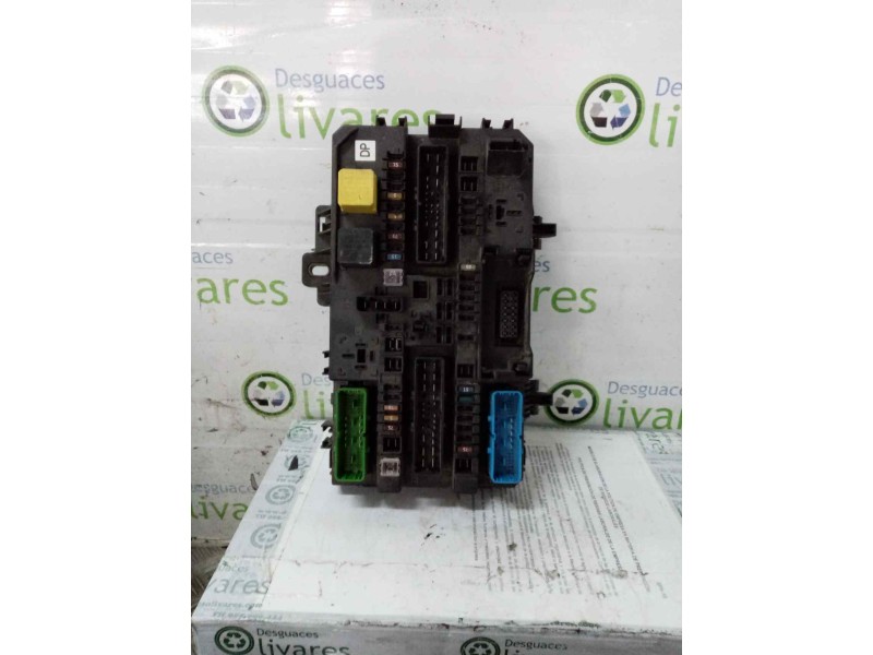 Recambio de caja reles / fusibles para opel astra h berlina enjoy   |   01.04 - 12.07 | 2004 - 2007 | 101 cv / 74 kw referencia 