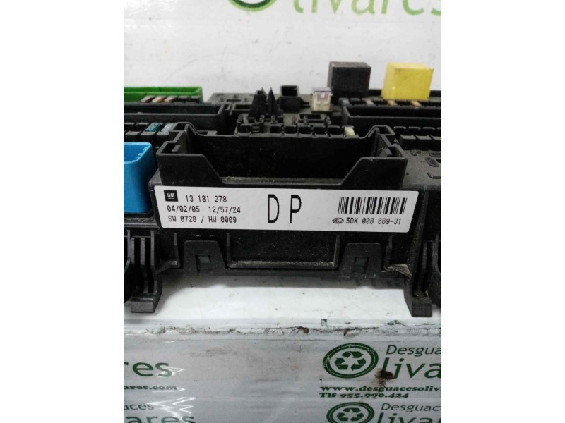 Recambio de caja reles / fusibles para opel astra h berlina enjoy   |   01.04 - 12.07 | 2004 - 2007 | 101 cv / 74 kw referencia 
