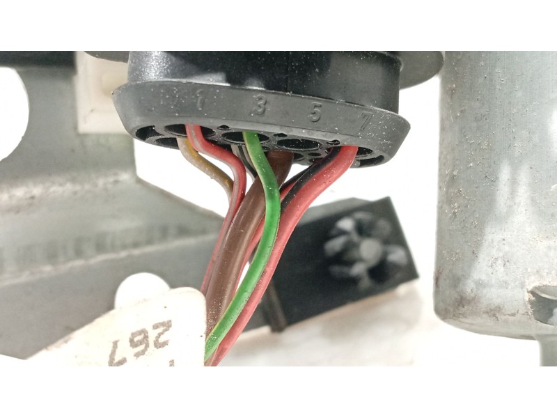 Recambio de elevalunas trasero derecho para audi a4 b5 (8d2) 1.9 tdi referencia OEM IAM 8D0839462  
