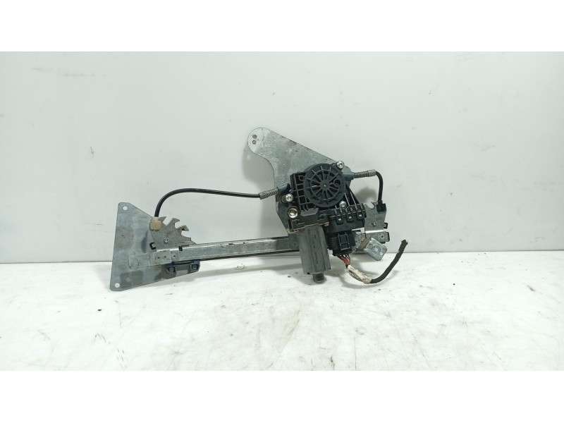 Recambio de elevalunas trasero izquierdo para audi a4 b5 (8d2) 1.9 tdi referencia OEM IAM 8D0839461  