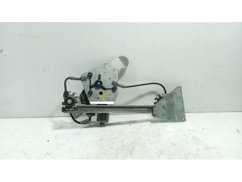 Recambio de elevalunas trasero izquierdo para audi a4 b5 (8d2) 1.9 tdi referencia OEM IAM 8D0839461  