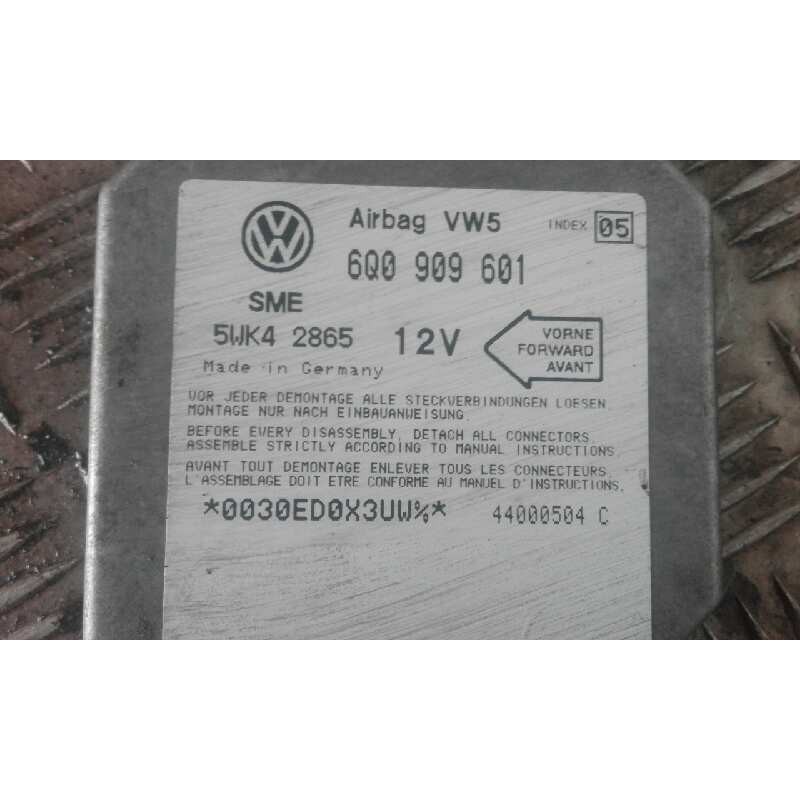 Recambio de centralita airbag para volkswagen polo berlina (6n2)    |   0.99 - 0.02 | 1999 - 2002 referencia OEM IAM 600909601  