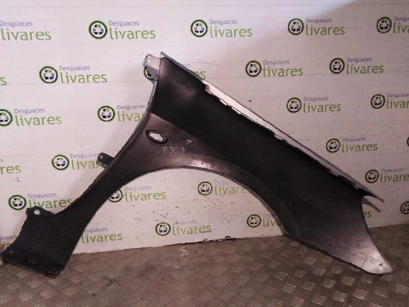 Recambio de aleta delantera izquierda para  referencia OEM IAM   